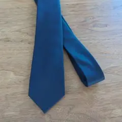 DE FURSAC 無地ネイビータイ