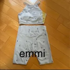 未使用 【emmi yoga】星柄ウェア セットアップ サイズ0 - メルカリ