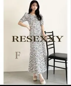 RESEXXY 花柄 バックオープン　マーメイドワンピース