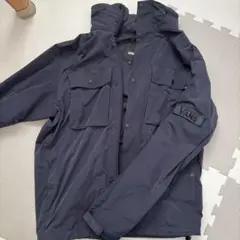 週末値下げ！！VANS ダークグレー ナイロンジャケット