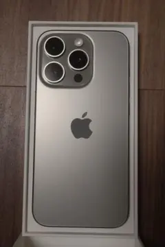 iPhone 15 pro 256GB simフリー