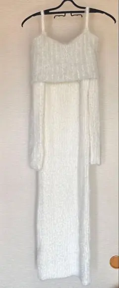 ホワイトニットロングワンピース LIP SERVICE