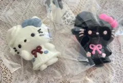 どんどんスクイーズ　パジャマ白猫黒猫　ピンク