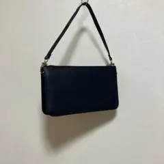 コ-ドバンのカチッとしたクラッチバックです