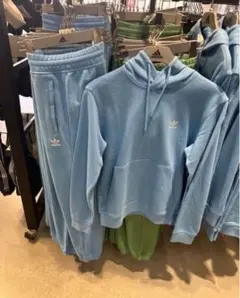 Adidas セットアップ　L サイズ