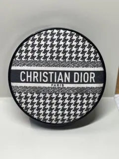 Item thumbnail for item 7031fcd4-2918-400b-bb17-b639f2ea5f47