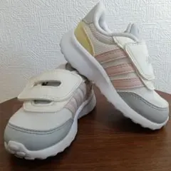 adidas キッズスニーカー ホワイト ピンク