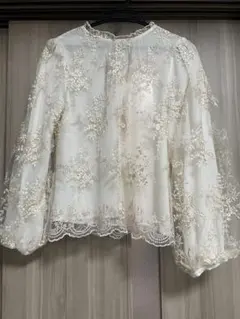 mysty womenアイボリー 刺繍入り シースルーブラウス