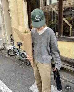 UNIQLO グレー Vネック カシミヤ100%セーター Lサイズ