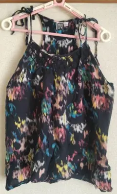 ROXY マルチカラーストラップキャミソール