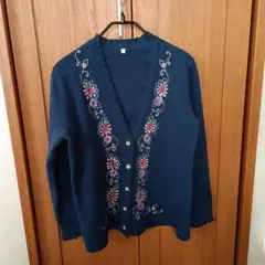 Item thumbnail for item 06b5011c-ed82-4132-9642-12f9fed3cd8c