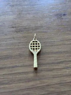 テニスラケット　グッズ