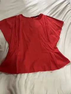 ZARA 赤 フレア 半袖 トップス