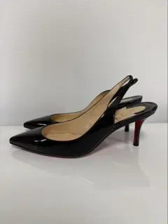 クリスチャンルブタン　cristian louboutinエナメル　パンプス