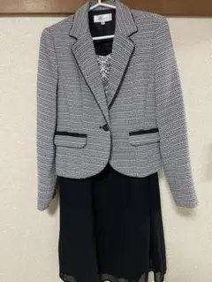 レディース　フォーマルスーツ　卒業式