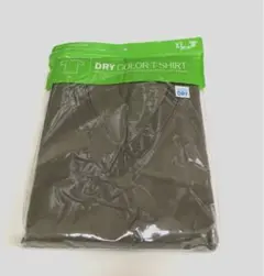 vネックtシャツ