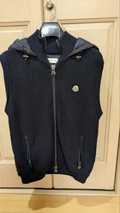 MONCLERハイブリッドダウンベストLサイズ　ネイビー