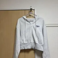 Reebok パーカー グレー