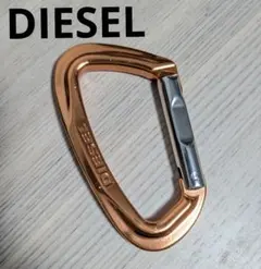 DIESEL　ビッグカラビナ　オレンジ