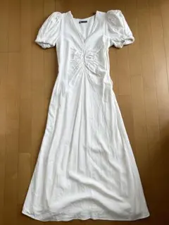 ZARA パフスリーブ ロング丈ワンピース