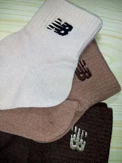 ニューバランス③　23−25cmレディースソックス