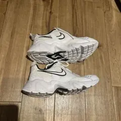 試着のみ Nike ホワイト 24cm スニーカー 軽量