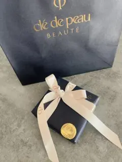 クレドポー　プードルコンパクトエサンシエルn