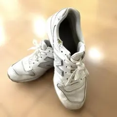 ニューバランス996 白　24.5のサムネイル