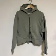 ショート丈 パーカー