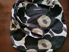 マリメッコ ウニッコ柄ショルダーバッグ