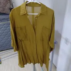 レカ　オリーブシャツのサムネイル
