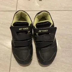 テニスシューズ　19cm YONEX POWER CUSHION