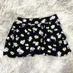 586【heatherヘザー】レディース　キュロットスカート　ミニ　花柄　黒　夏