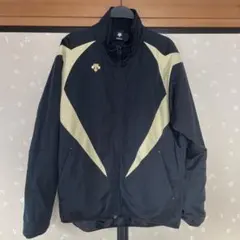 YONEX ウォームアップジャケット ブラック/ゴールド ダブルヒート