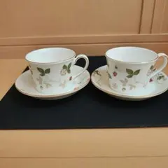 WEDGWOOD ワイルドストロベリー カップ&ソーサー ２set