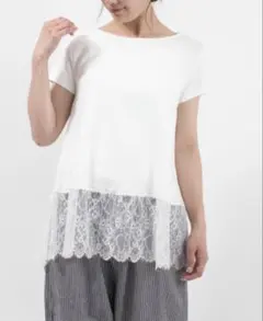 vingtrois 裾レースフレアーTシャツ ¥5,940のサムネイル