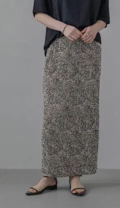プリーツイージータイトスカート