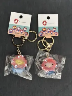 サンリオ キーホルダー　ミャクミャク　クリア　キティ　ポムポムプリン