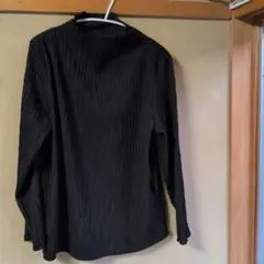 INNO ブラック長袖トップス M-Lサイズ