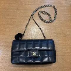 シャネルショルダーバッグ　チョコバー　カメリア
