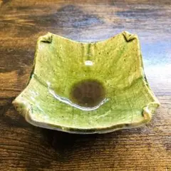 古織部　織部焼　角皿　8枚セット　銘々皿　菓子皿　骨董　美濃　花柄 織部焼角豆皿｜希少な手描きアンティーク｜日常使い贈り物に最適