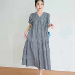 新品タグ付き　ベースメントパフスリーブ　ティアードワンピース
