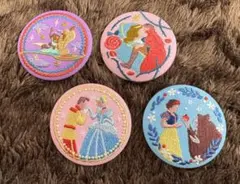 ディズニー刺繍缶バッジ4個セット　アラジン/眠れる森の美女/シンデレラ/白雪姫