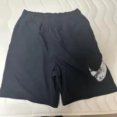 Nike カモフラージュロゴ ショートパンツ