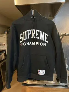 【人気モデル】SUPREME✕CHAMPION コラボパーカー 黒