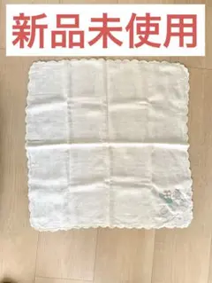 【新品未使用】アンテプリマ ANTEPRIMA 花刺繍 ハンカチ白のサムネイル