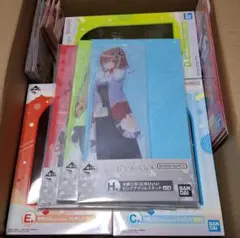 五等分の花嫁　フィギュア　アクスタ　缶バッジ等　21点セット