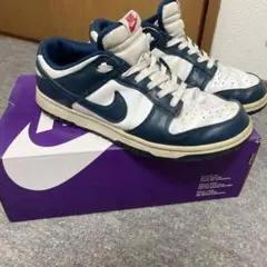 NIKE DUNK LOW ネイビー ホワイト スニーカーのサムネイル