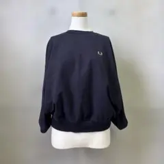 【フレッドペリー】七分袖スウェット　ネイビー　ユニセックス　ロゴ刺繍のサムネイル
