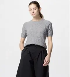 UNIQLO ケーブルクルーネックセーター　S グレー
